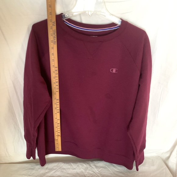 Champion Crewneck Maroon tag says XXL but fits like a L - Picture 8 of 8
